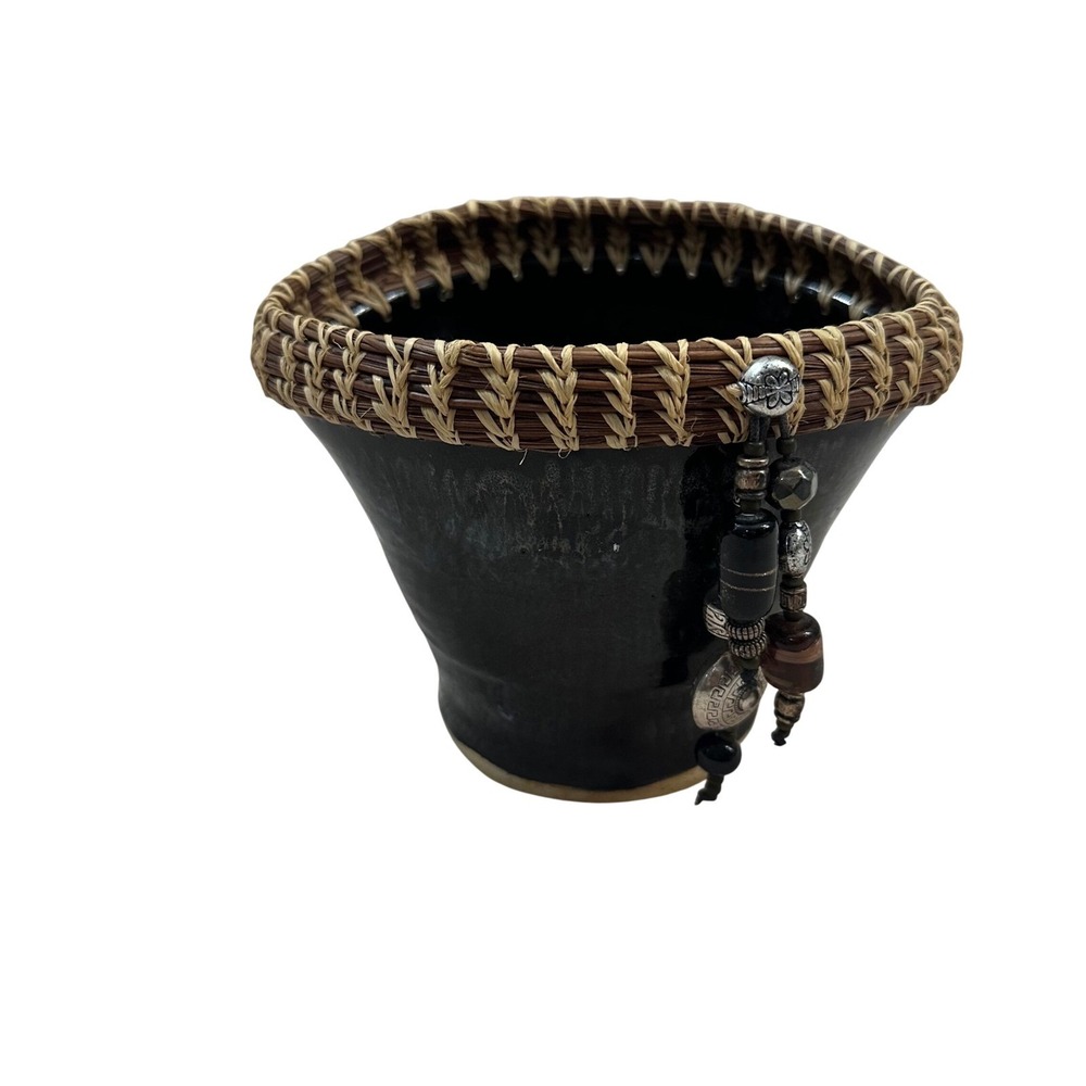 Studio Art Pottery Black Ceramic Bowl Woven‎ Pine Needle Rim Beaded Tassel 5x6.5